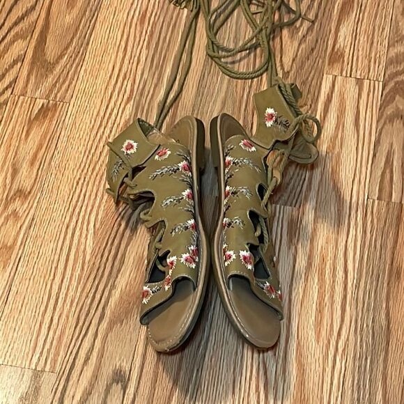 Fisherman Sandals, Flowers, lace up, 8 - Picture 3 of 7